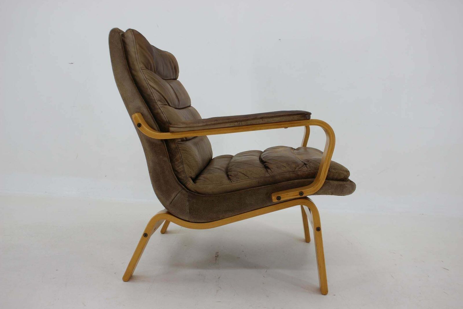 photo furniture 1970s Yngve Ekström Contino Leather Armchair Sweden