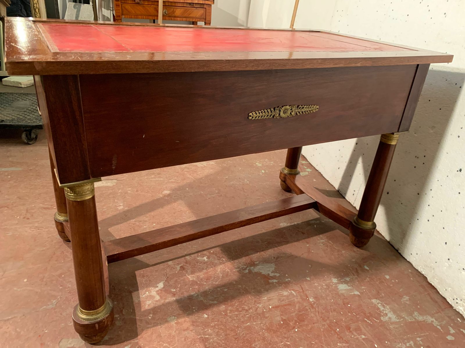 1069.089948 Empire Style Desk In Mahogany And Veneer XX Century photo