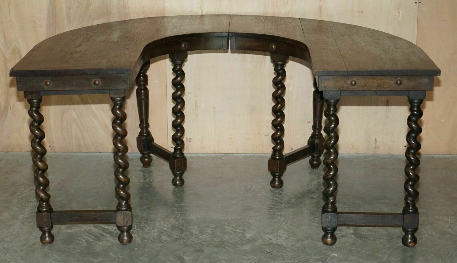 photo vinterior Rare & Collectable Antique Jacobean Revival Barley Twist Leg English Hunt Table
