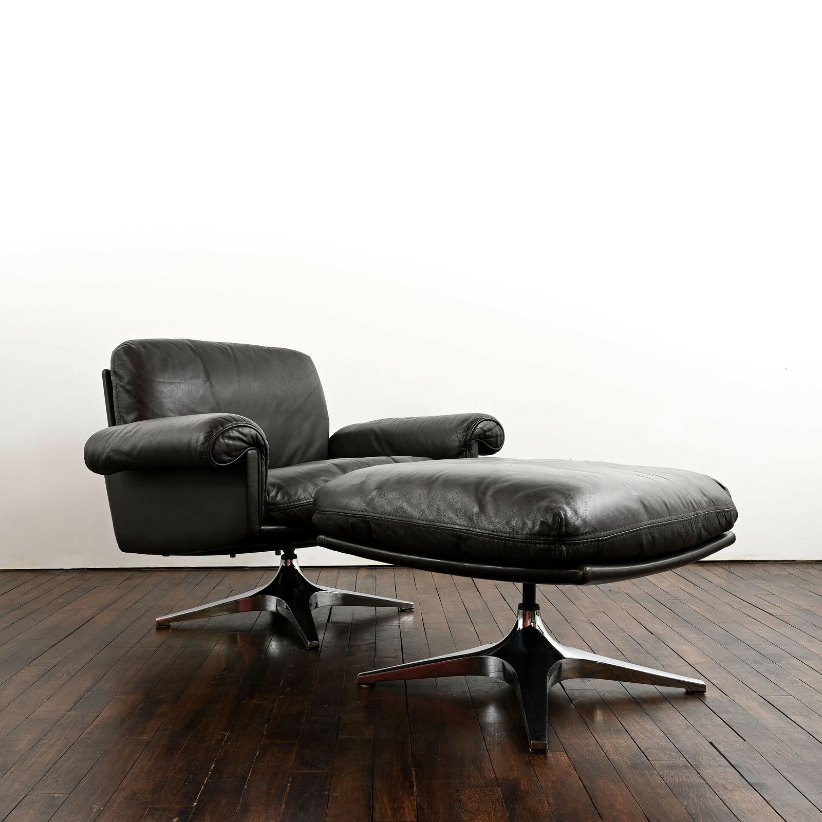 De Sede Ds 31 Armchair With Matching Foot Rest