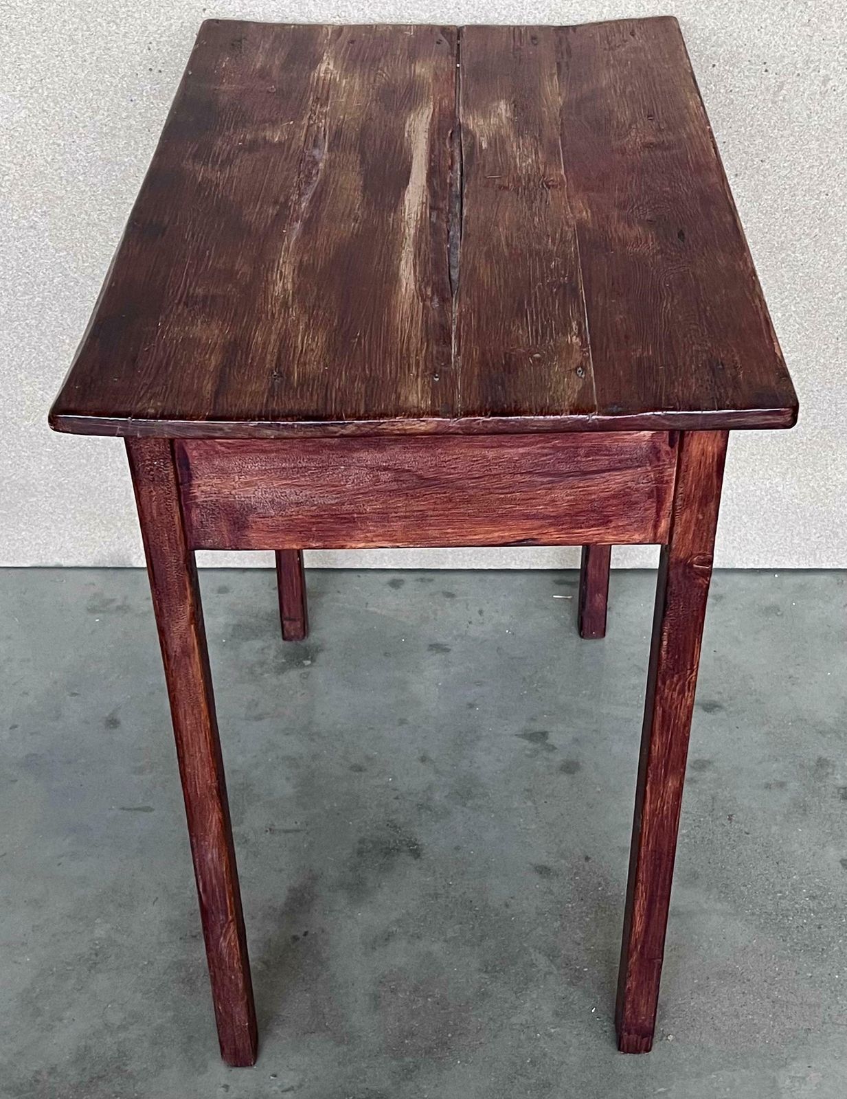 photo for sale Table d'appoint Mobila de style campagne espagnole avec tiroir