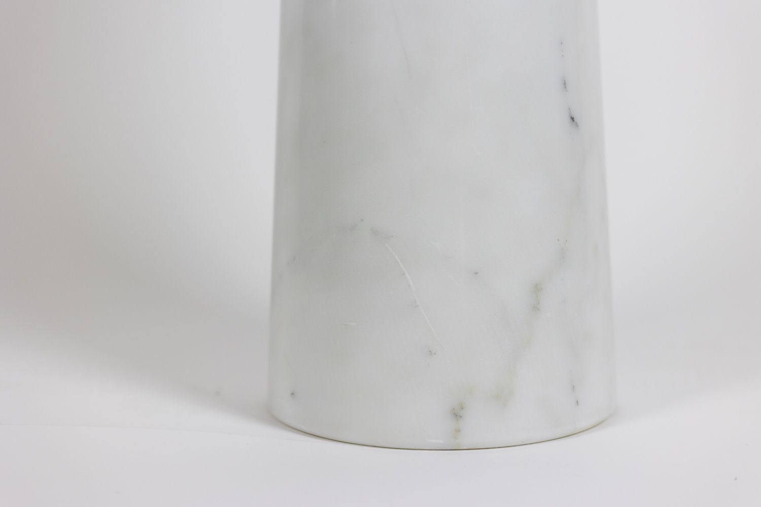 Angelo Mangiarotti Pour Skipper, Planter In Marble, 1970s photo Garden Decor