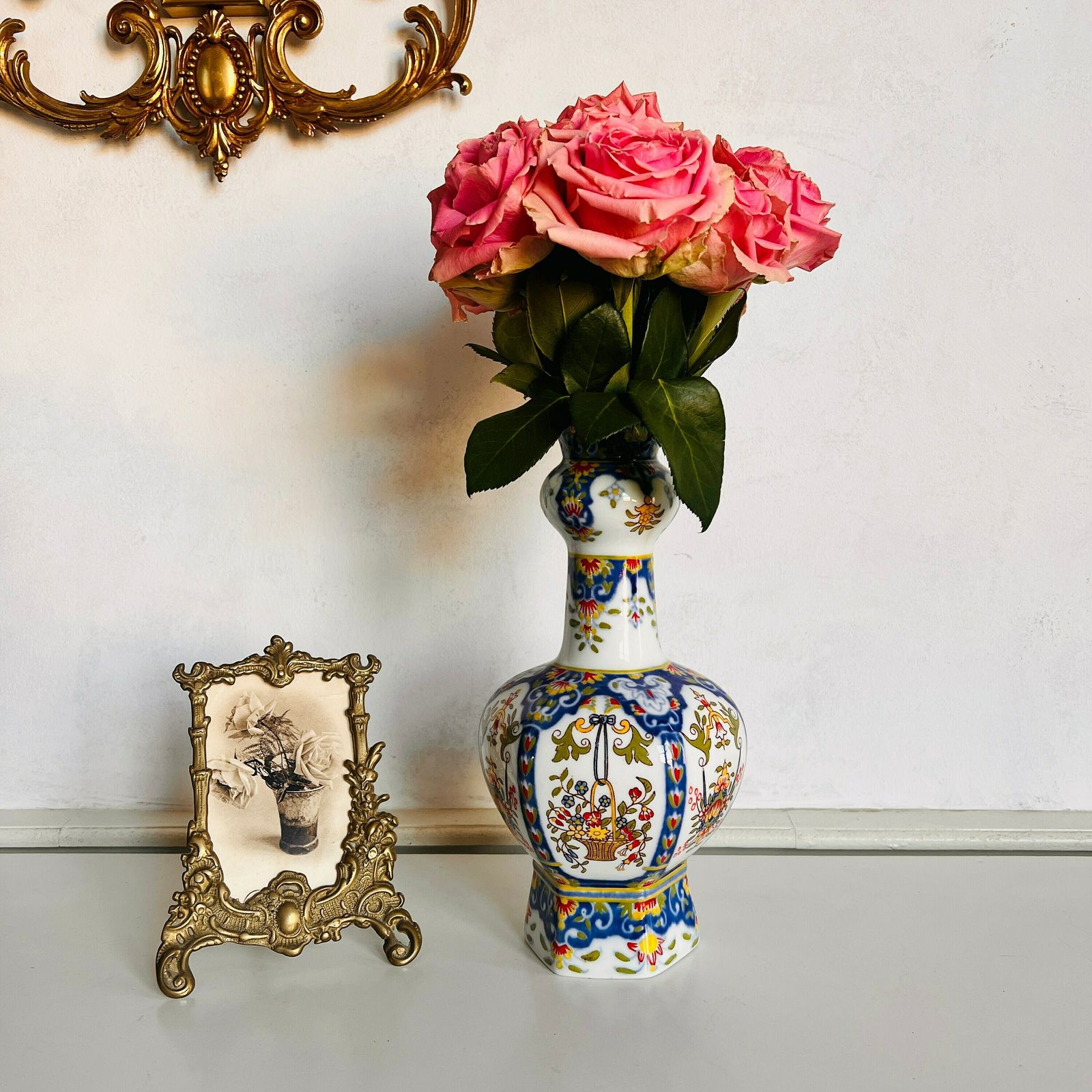Mosa Maastricht Made In Holland, Polychroom Beschilderde Vaas, Porseleinen Knopvaas photo furniture