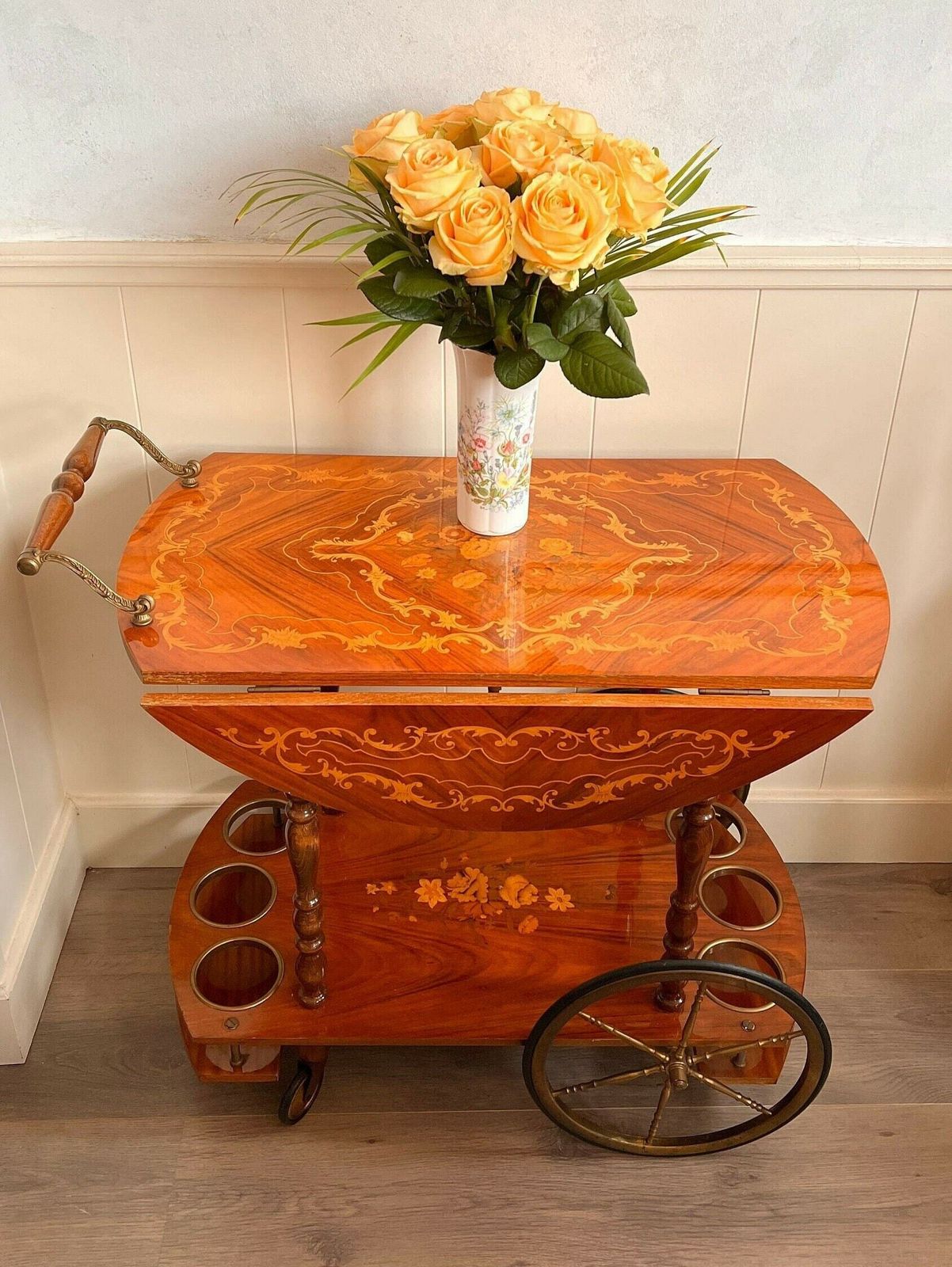 Magnificent Foldable Trolley Hollywood Regency Italian Inlaid Bar Cart From The 1960