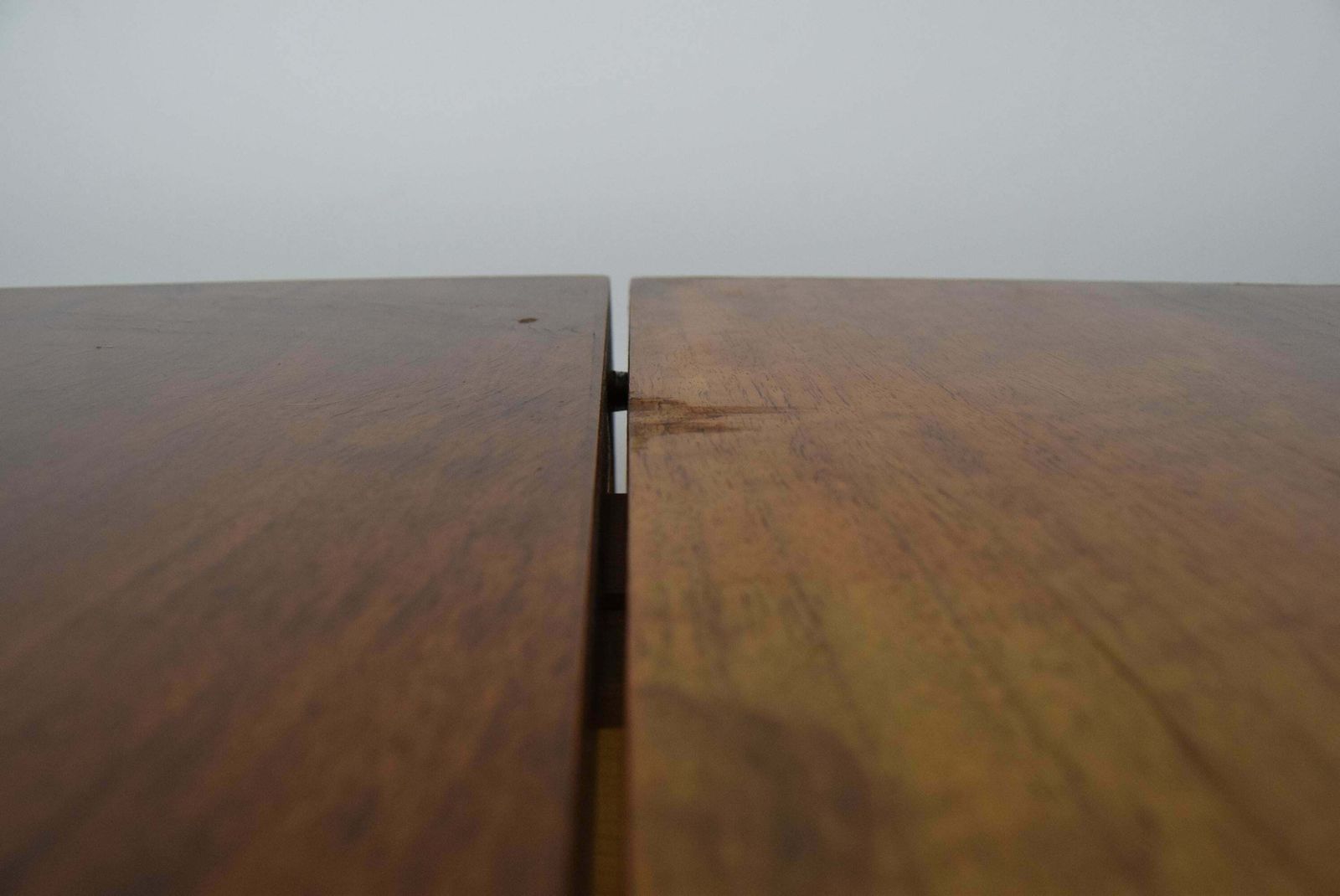 photo vintage Art Deco Extendable Dining Table,Designed By Jindrich Halabala,1940's.