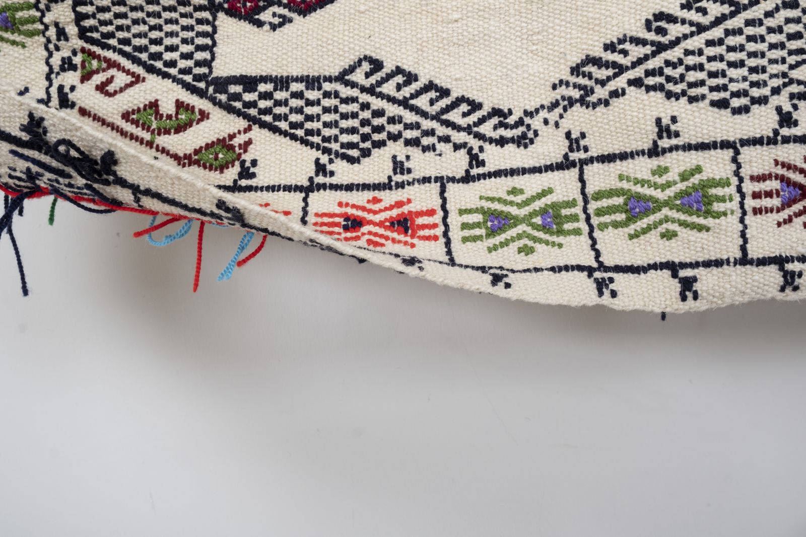 photo for sale Hand Woven Braided Small Rug Turkish Jajim Kilim 5'9'' X 7'5''