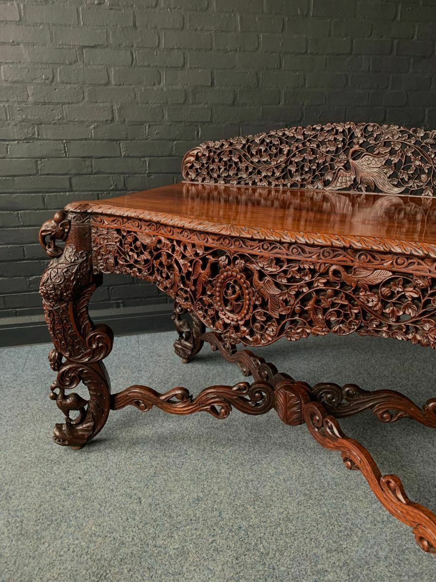Magnificent 19th Century Anglo Indian Rosewood Console Table photo vinterior