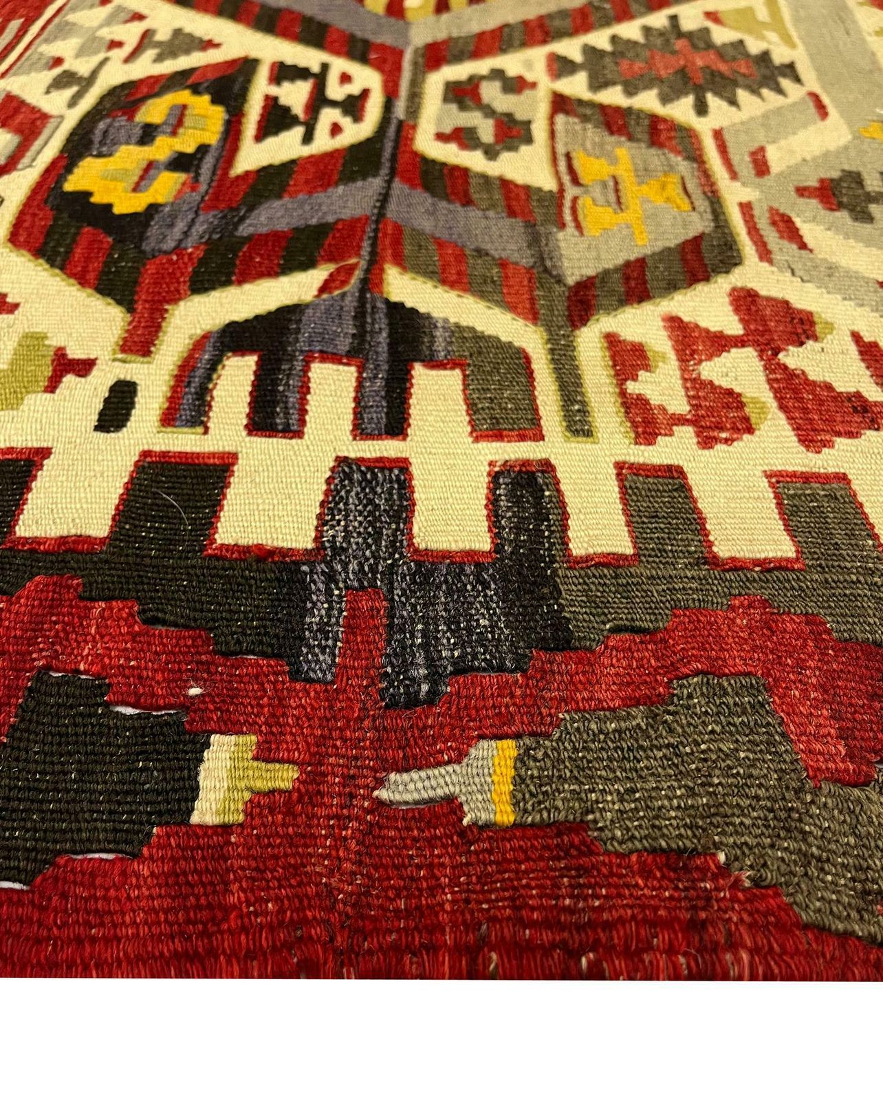 photo furniture Geometric Kilim Rug Antique Traditional Handmade Carpet Area Rug