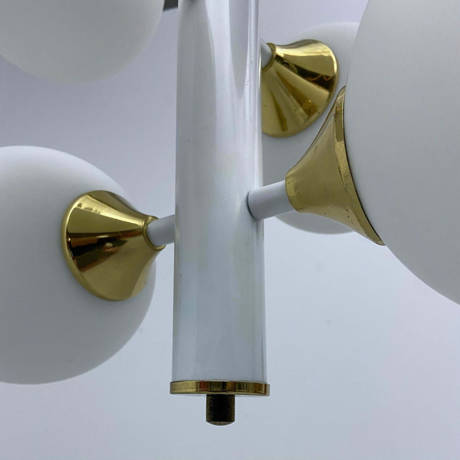Kaiser Leuchten Sputnik In Messing En Metaal Met 6 Opaline Lampen, Duitsland, Jaren 1970 photo for sale
