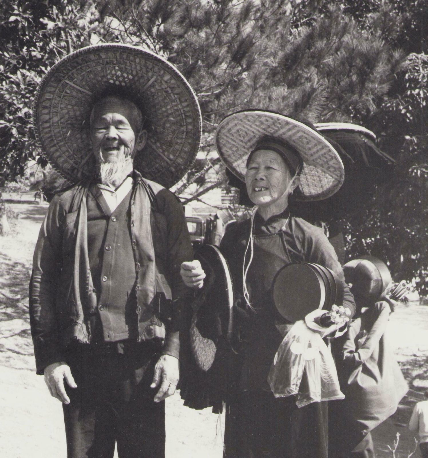 Hanna Seidel Hong Kong, Couple, Black And White Photography, 1960s photo furniture