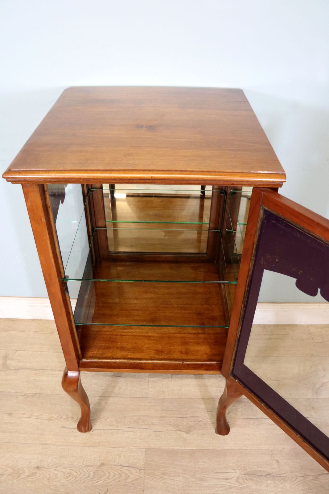 A Lovely Early To Mid 20th Century Glazed Side Cabinet. photo vintage