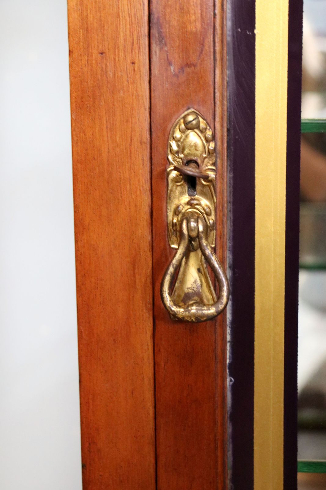 photo vintage A Lovely Early To Mid 20th Century Glazed Side Cabinet.