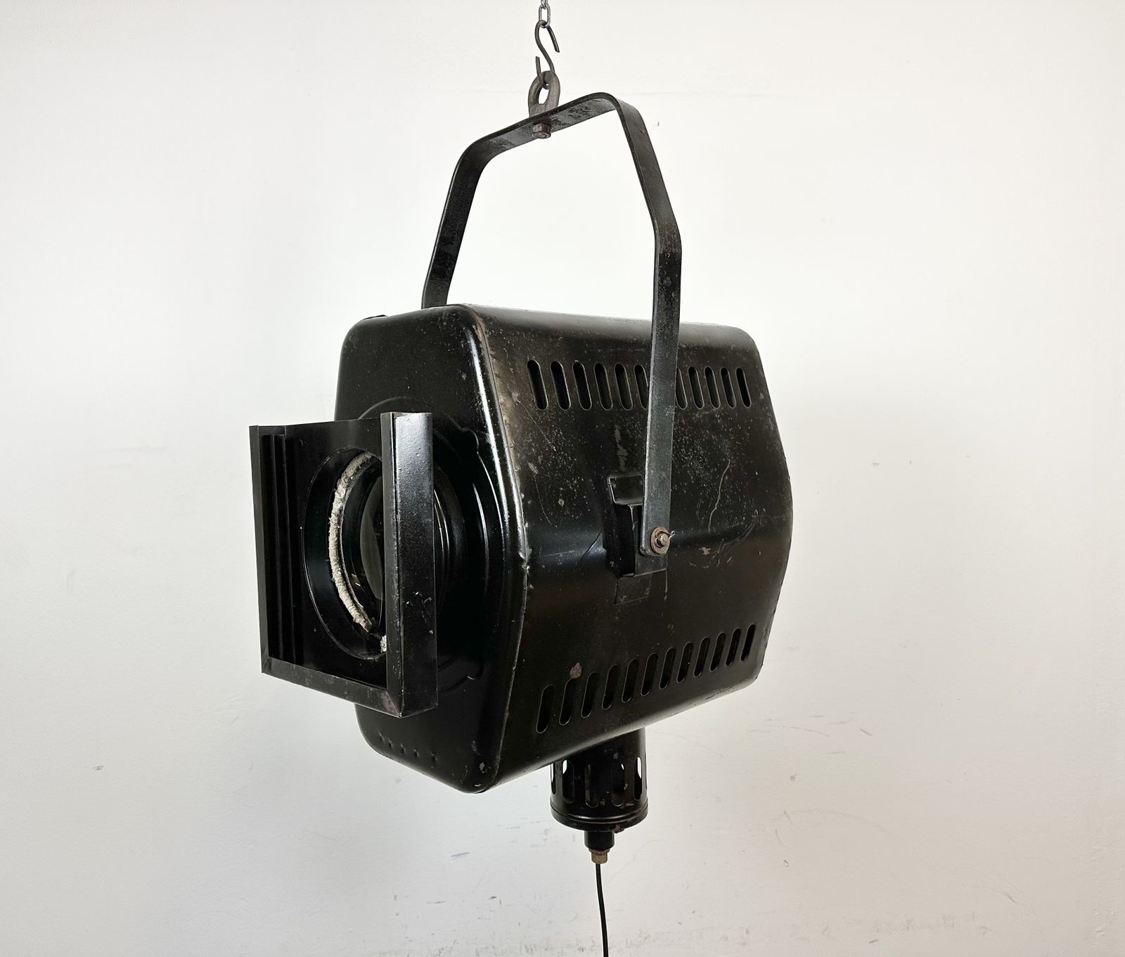 photo furniture Vintage Black Theatre Spotlight, 1950s