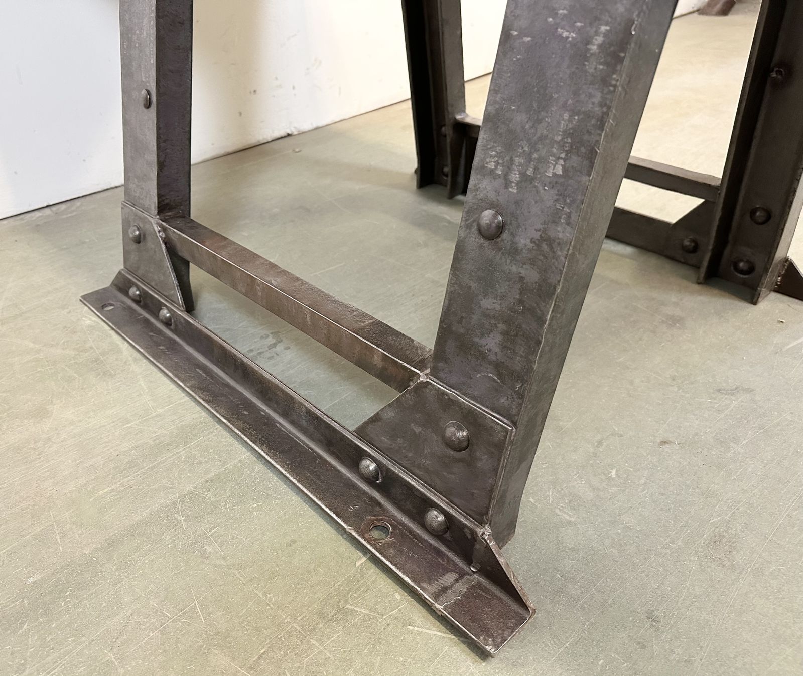 photo vinterior Industrial Riveted Coffee Table, 1960s