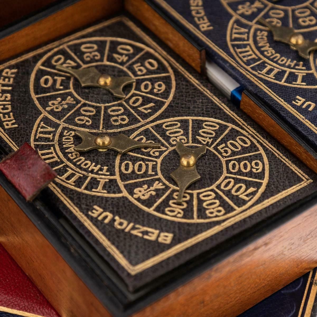 photo vintage 19th Century Victorian Walnut Games Compendium, Cards & Board Games, C.1890