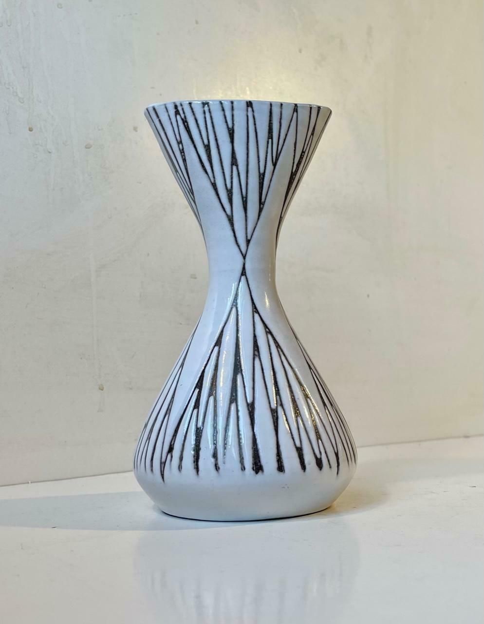 Mari Simmulson Black & White Ceramic Vase 'Mars', Upsala Ekeby 1960s photo Home Decor