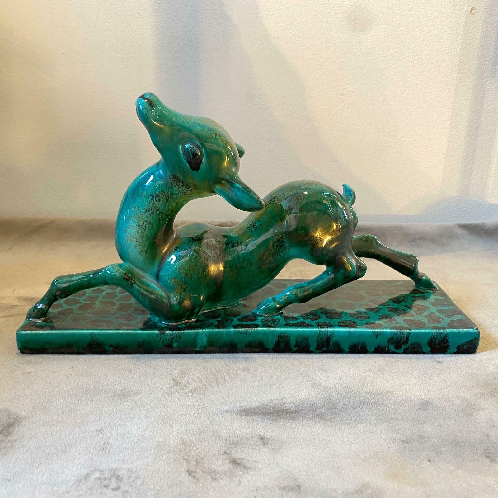1930s Egisto Fantechi Art Deco Green Ceramic Italian Sculpture Of A Fawn photo for sale