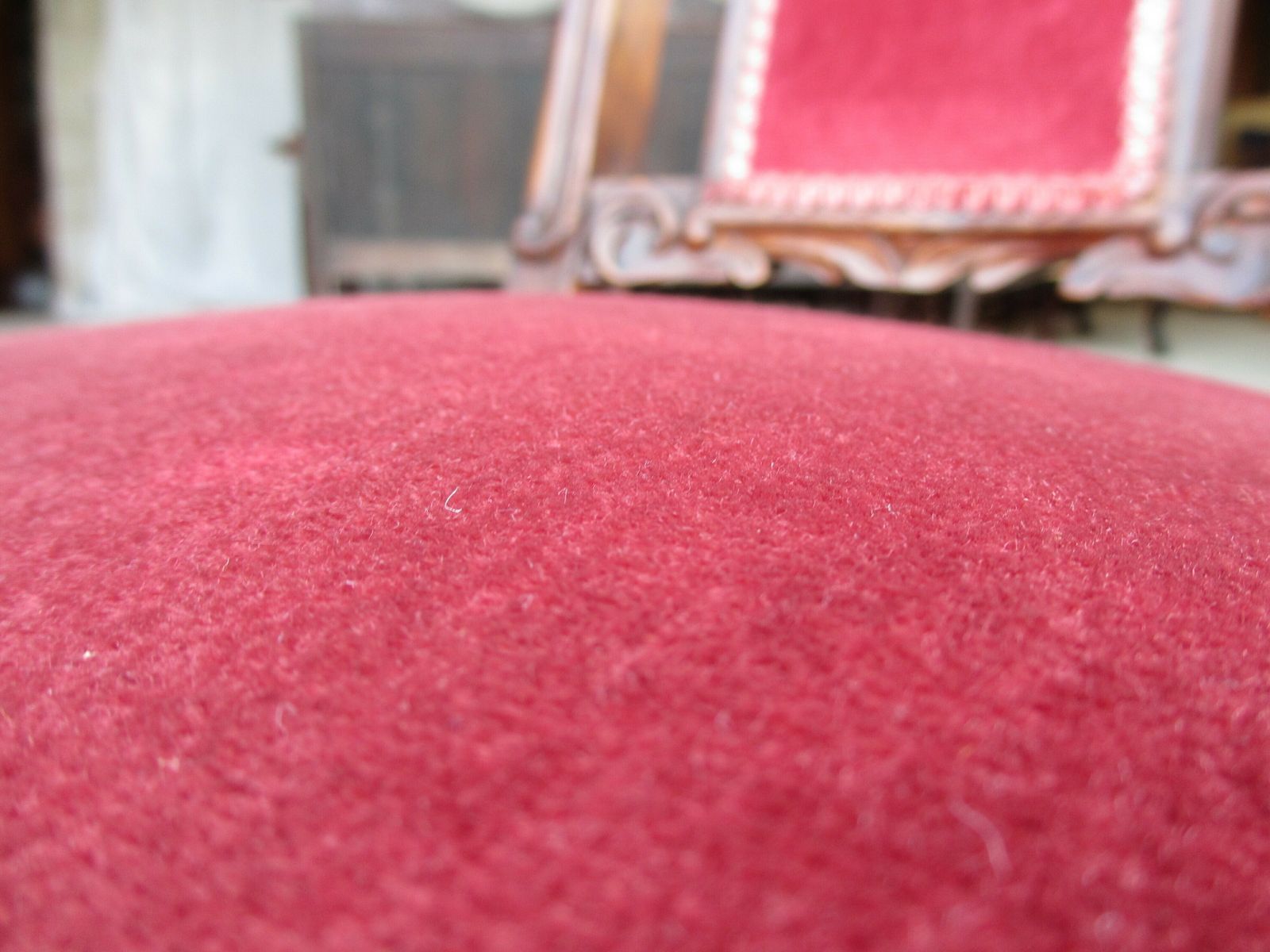 Victorian Carved Mahogany Upholstered Prie Dieu Chair On Castors photo 325.0