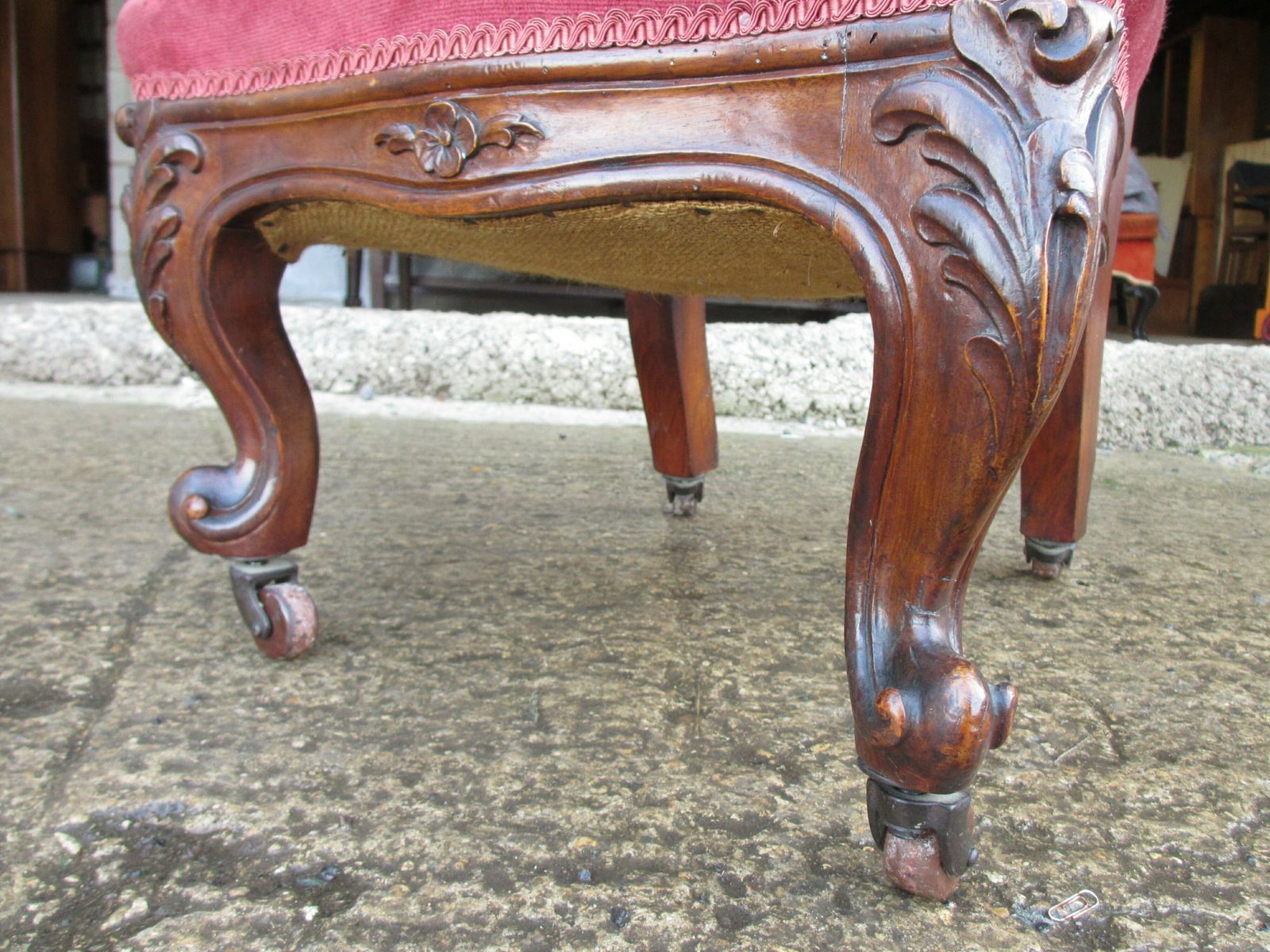 Victorian Carved Mahogany Upholstered Prie Dieu Chair On Castors photo vinterior