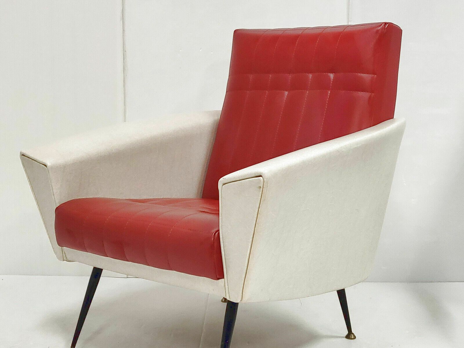 Vintage 1950 French Armchair In Skai Bordeaux & White Beige 50s Rockabilly 50s photo for sale