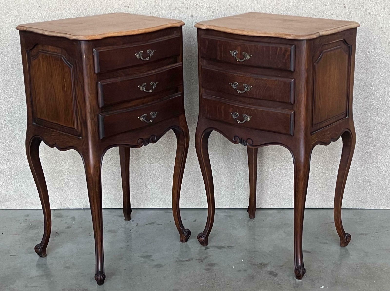 Antique Louis XV French Darkness Oak Nightstands, Set Of 2 photo Furniture