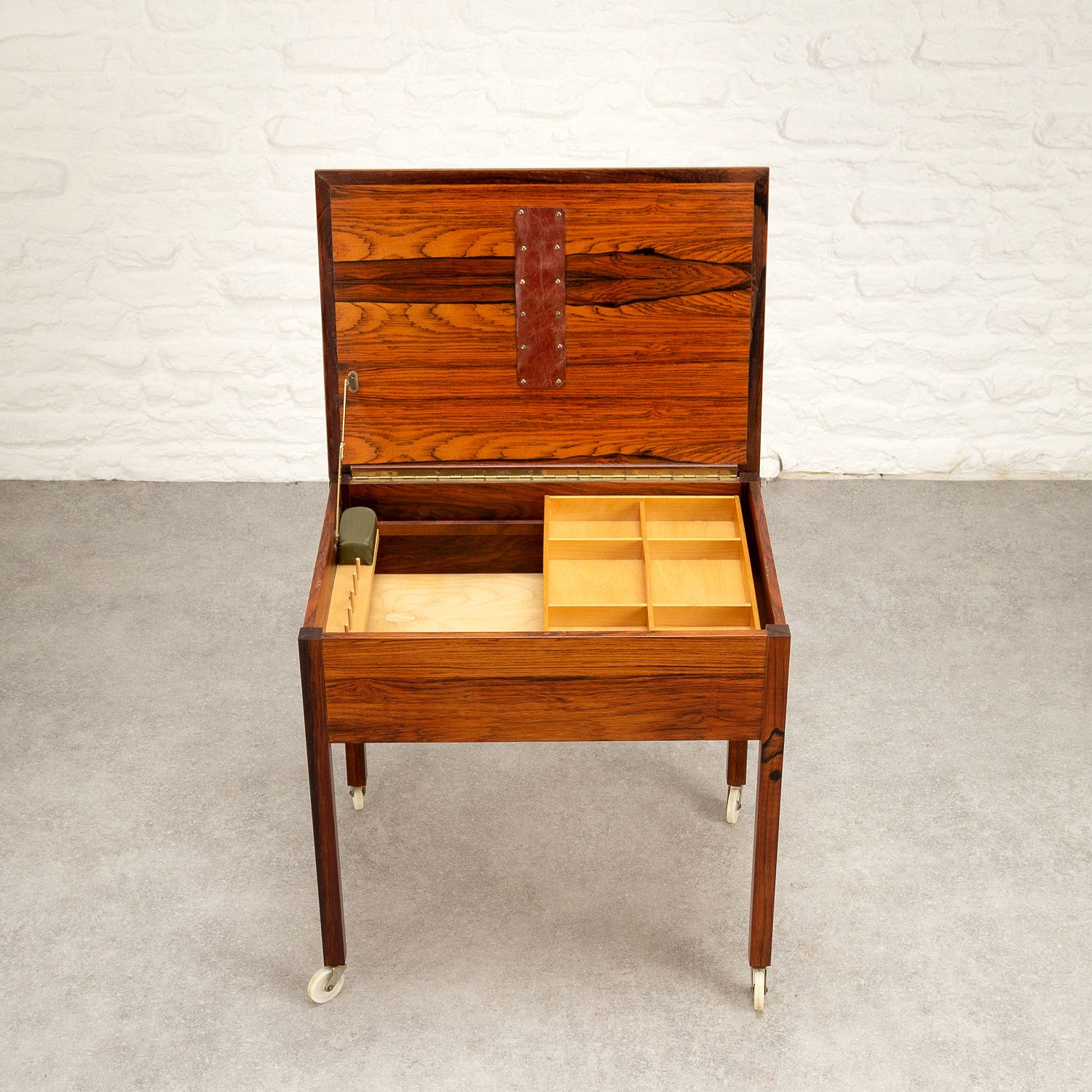 photo furniture Rosewood Sewing Trolley, Sweden, 1960s