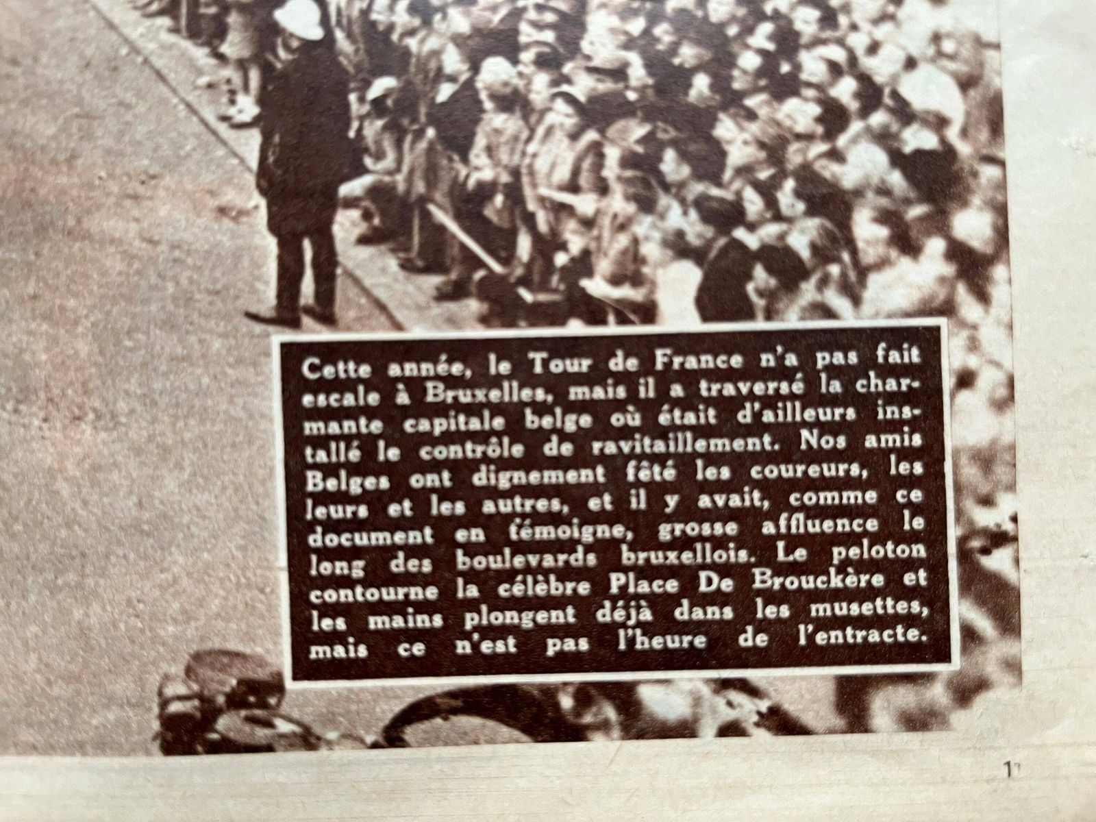 1950s Original Vintage Tour De France Cycling Print   Brussels photo vinterior