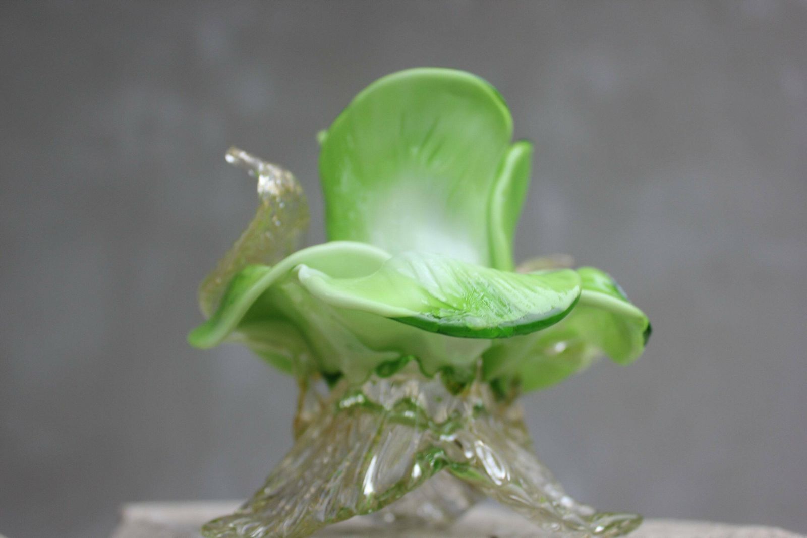 Perfect Set Of Candleholders, Green Italian Murano Glass And Gold Flake In Flower Shape, Green Home Accent, Collectible Art Glass photo vintage