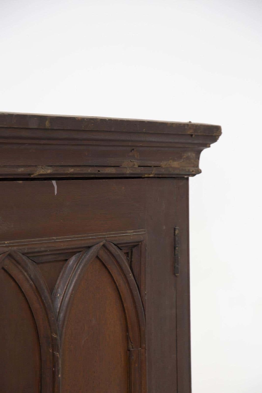 5442.0 Antique Gothic High Cupboard Of The Galloping Queen Holland photo