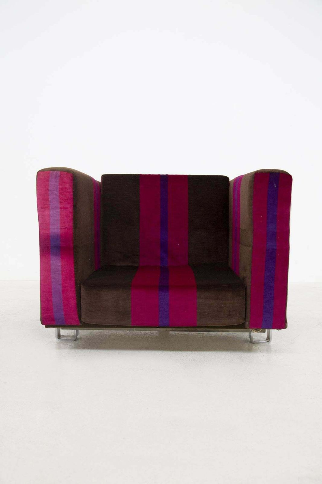 Fuchsia Vintage Armchairs By Luigi Caccia Dominioni For Azucena photo for sale