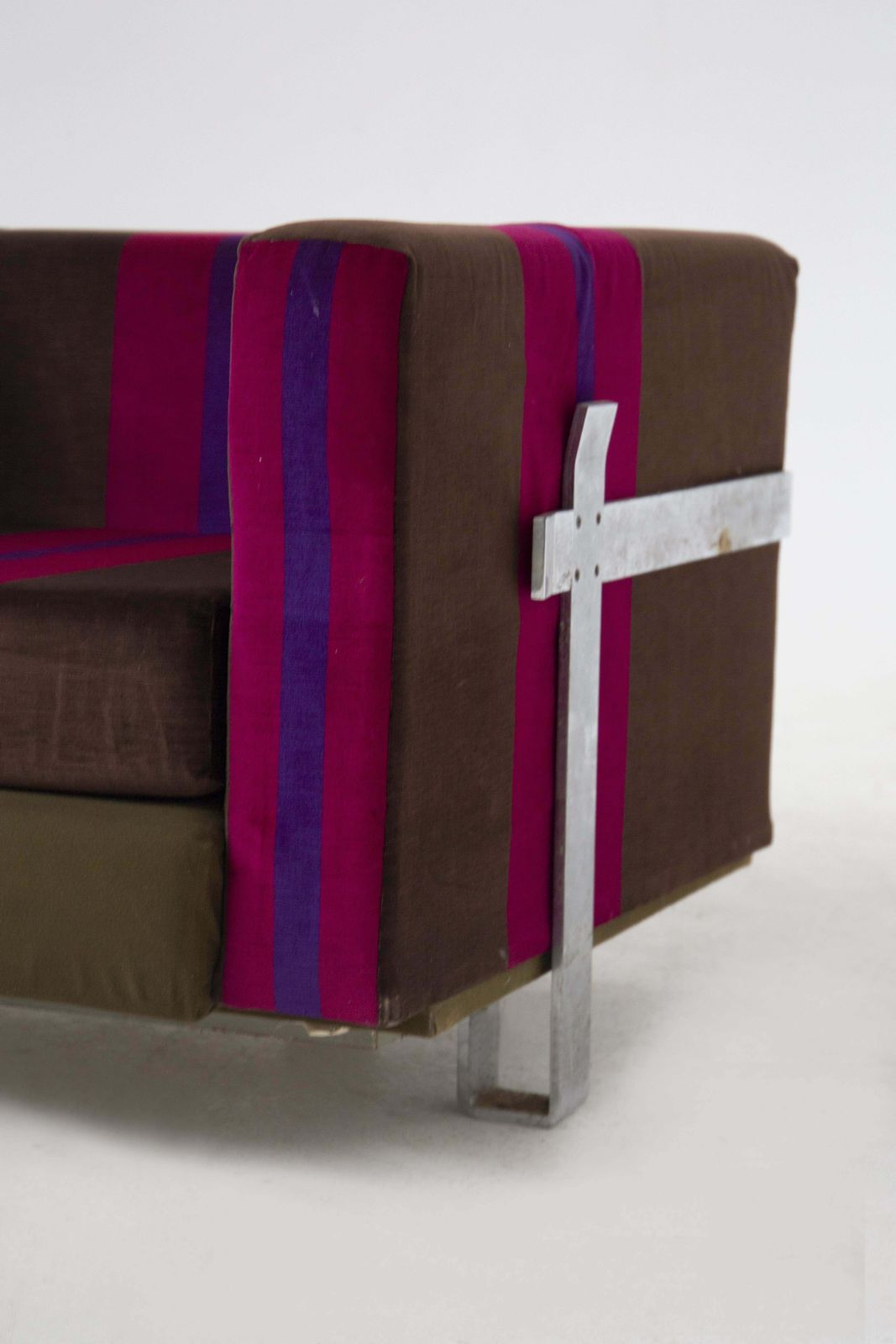 Fuchsia Vintage Armchairs By Luigi Caccia Dominioni For Azucena photo Furniture