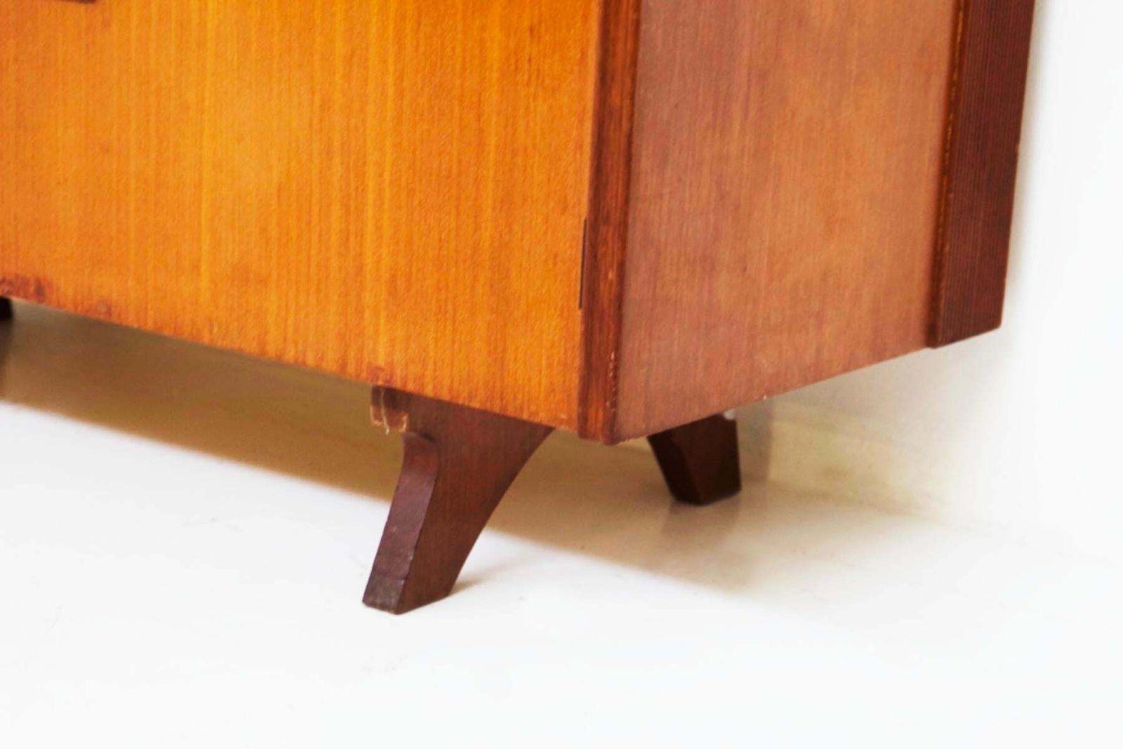 photo furniture Gio Ponti Superb Wooden Lounge Cabinet ''Attr.''