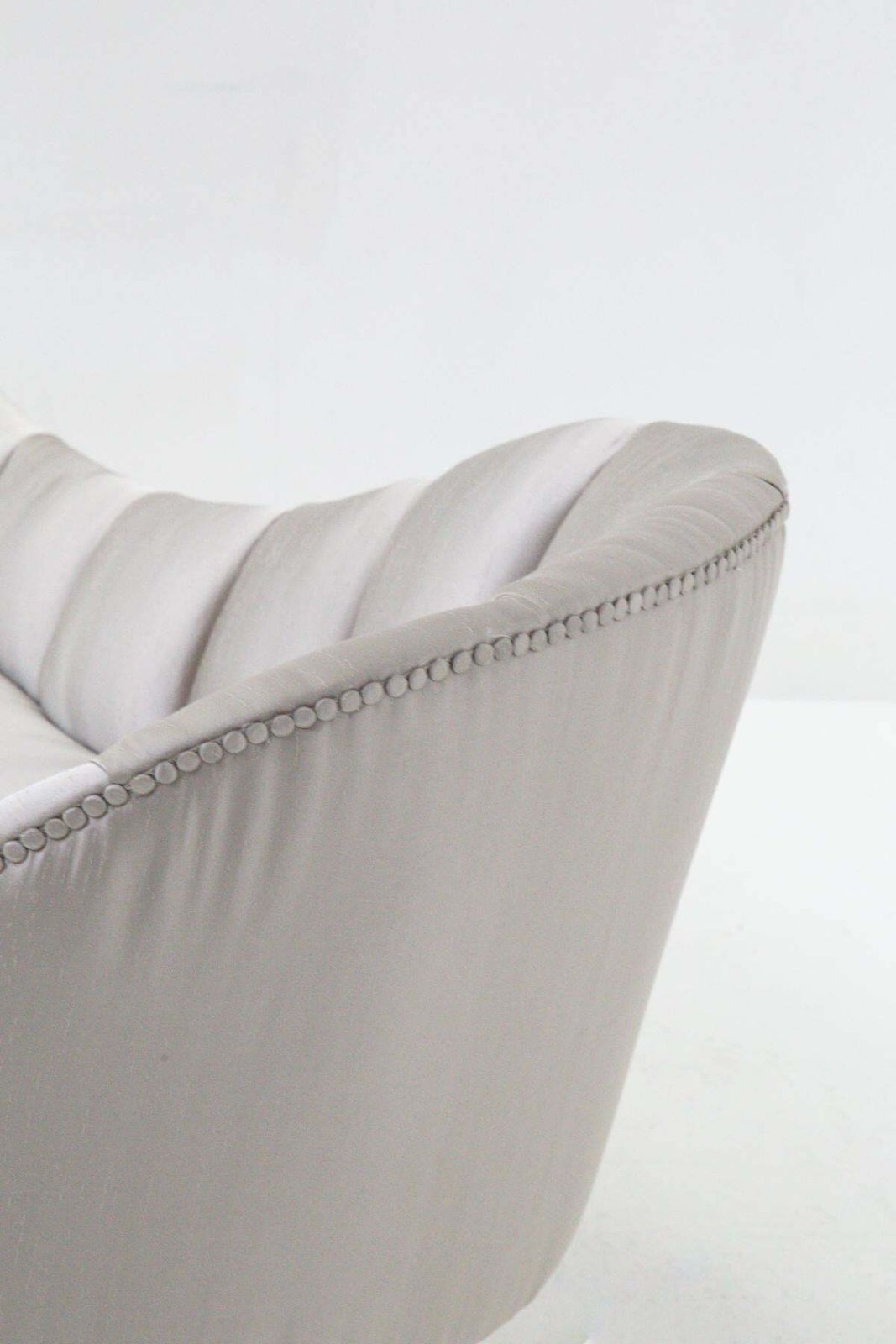 Gio Ponti Mid Century Grey Silk Satin Dormeuse ''Attr.'' photo vintage