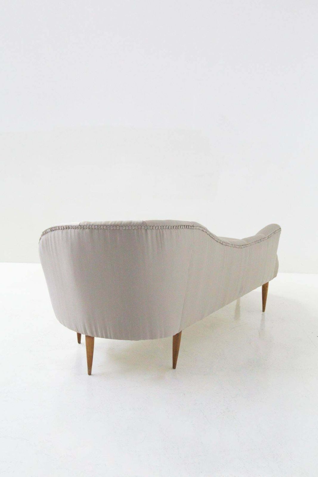 photo for sale Gio Ponti Mid Century Grey Silk Satin Dormeuse ''Attr.''