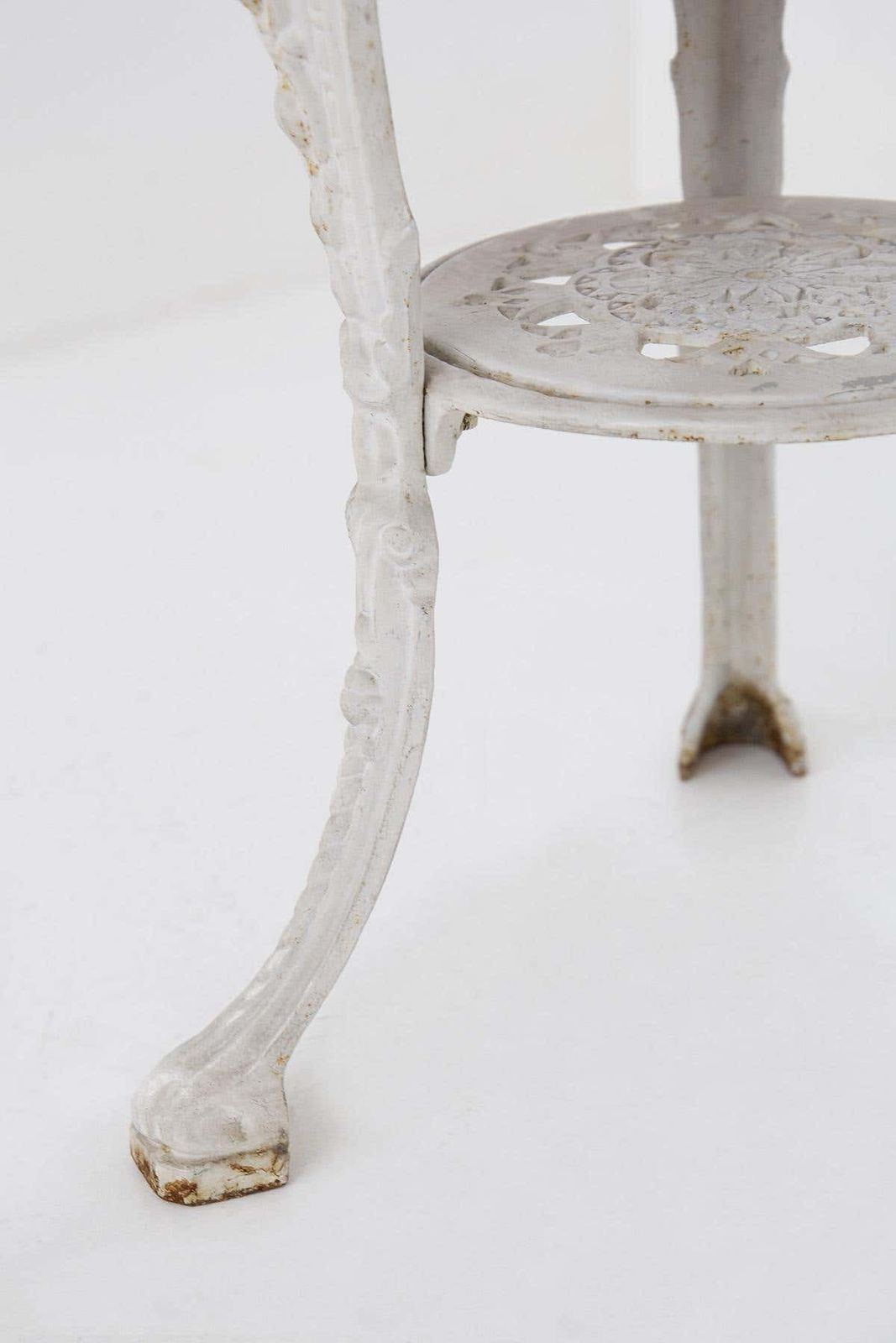 English Cast Iron And Wooden Table photo Garden Furniture