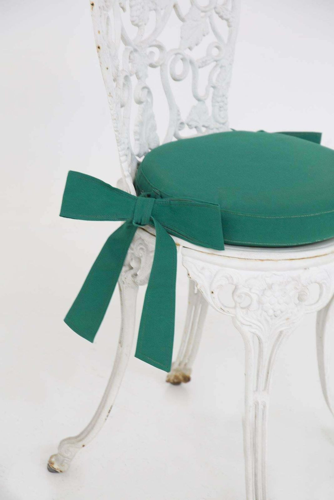 photo furniture Victorian English Cast Iron Chairs And Original Fabric