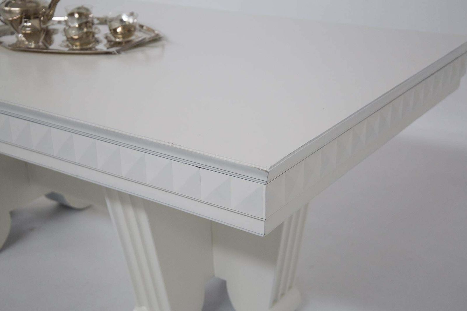 Important Dining Table Attr. To Guglielmo Ulrich In Painted Wood With Ashlars photo Furniture