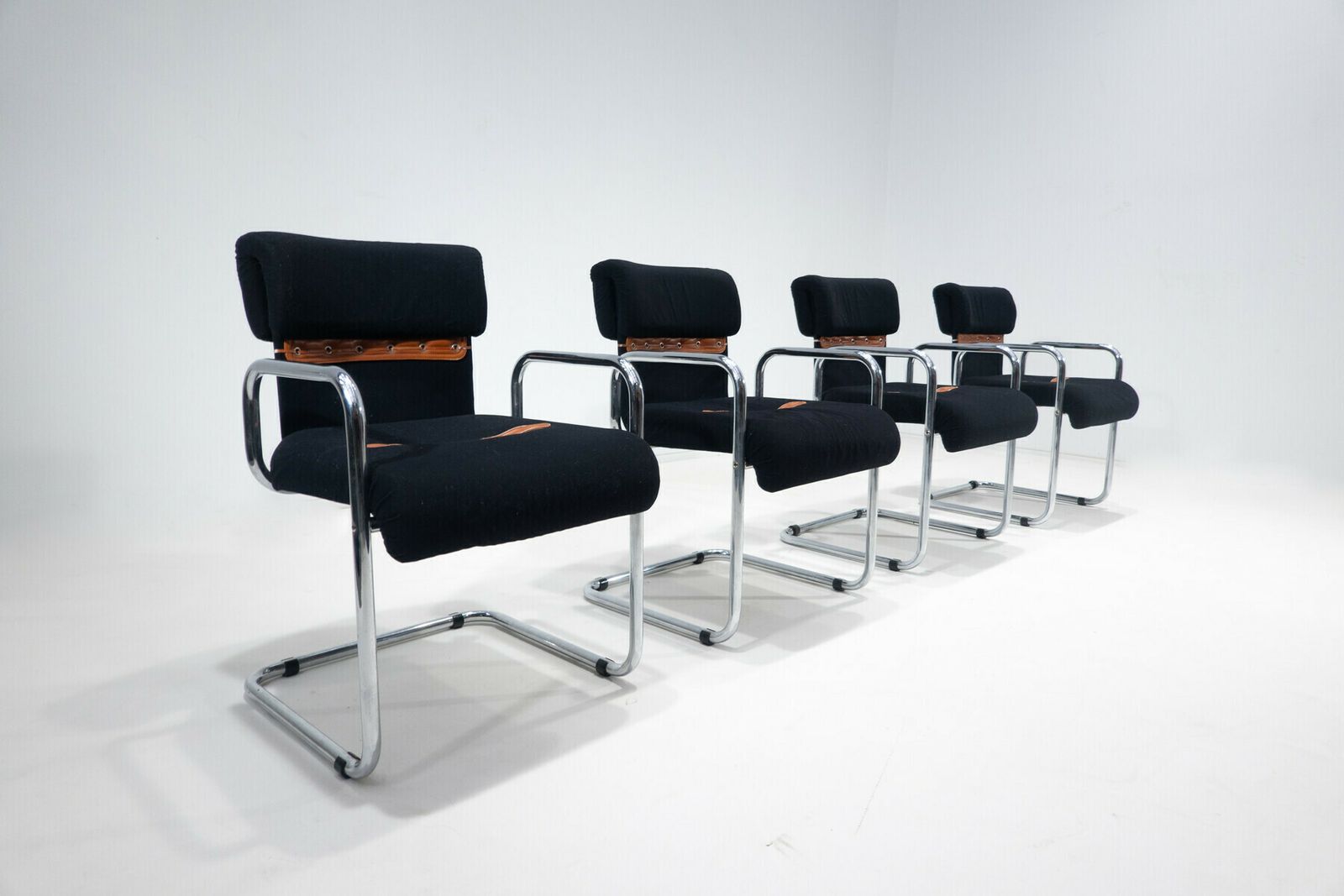 Set Of 4 Mid Century Modern Armchairs By Guido Faleschini photo furniture