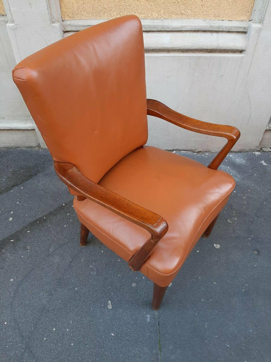 Wood And Brown Leather Armchair By Osvaldo Borsani For Atelier Borsani Varedo, 1930s photo vinterior