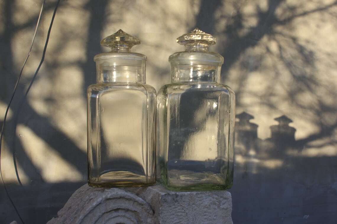 Two Massive Glass Jars Clear Glass Storage Containers With Lids Kitchen Pharmacy Candy Bar Diy Wedding Party Decor photo Home Decor