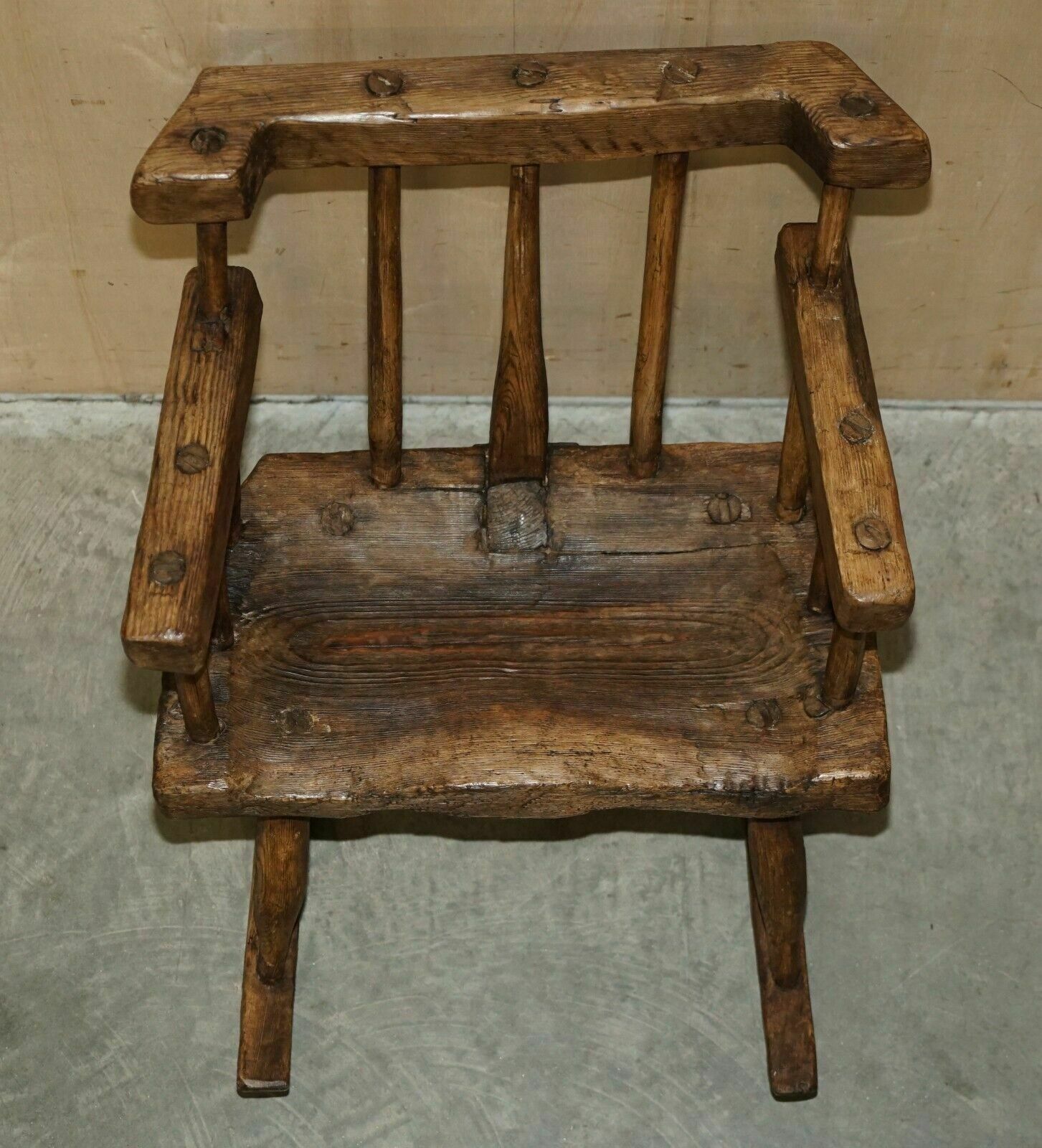 photo vinterior Rare & Primitive Circa 1820 Irish Famine Rocking Armchair Original Timber