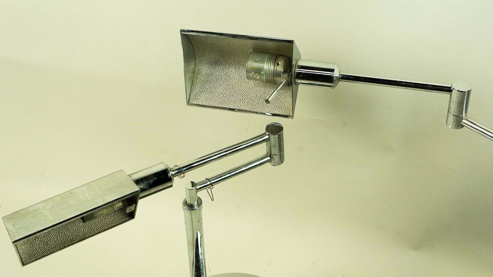 Height Adjustable Swivel Desk Lamp photo furniture