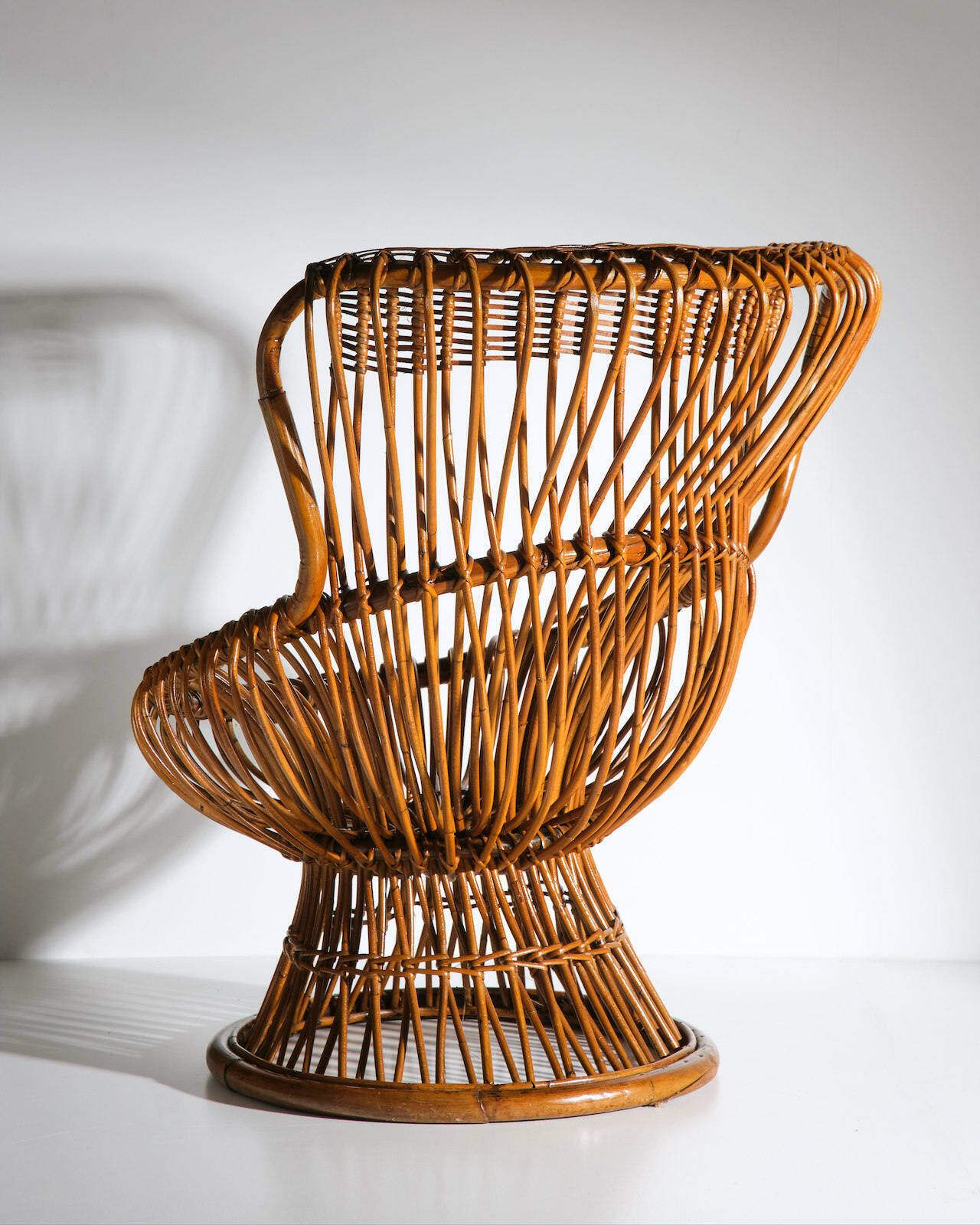 Franco Albini 'Margherita' Armchair For Bonacina photo furniture