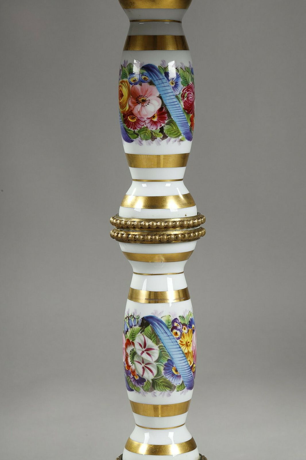 5840.0 Porcelain Pedestal Table "Allegory Of Music", 19th Century photo