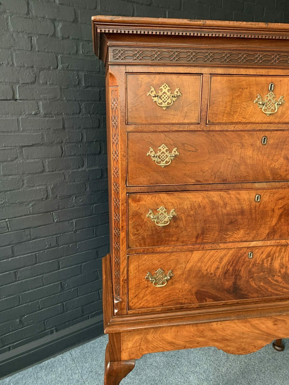 photo furniture Attractive George III Chest On Stand