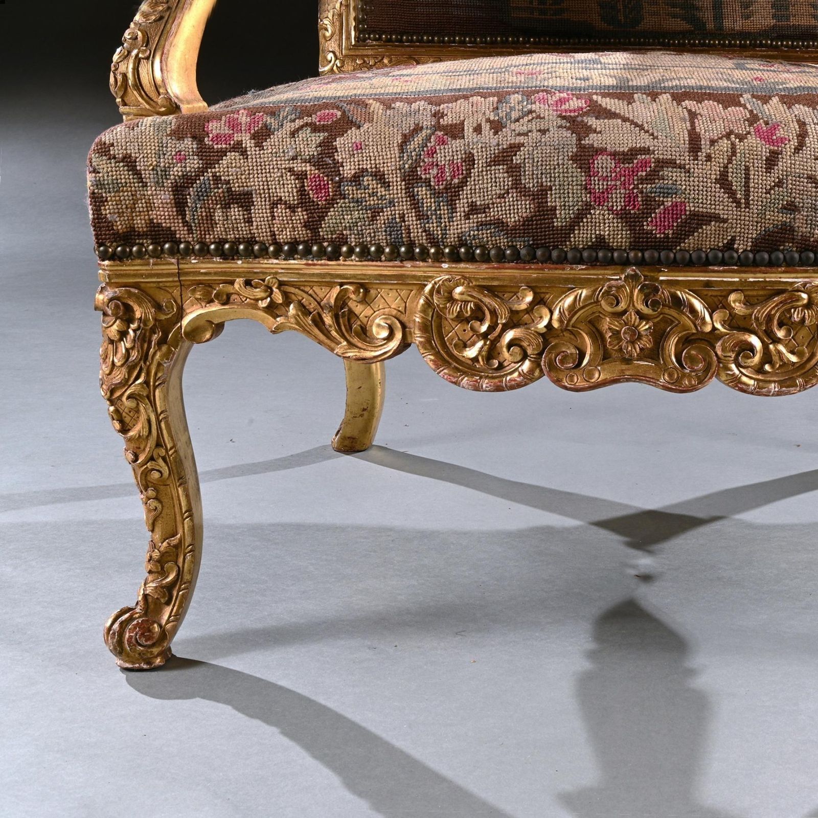Fine 18th Century French Regency Period Giltwood Armchair photo vinterior