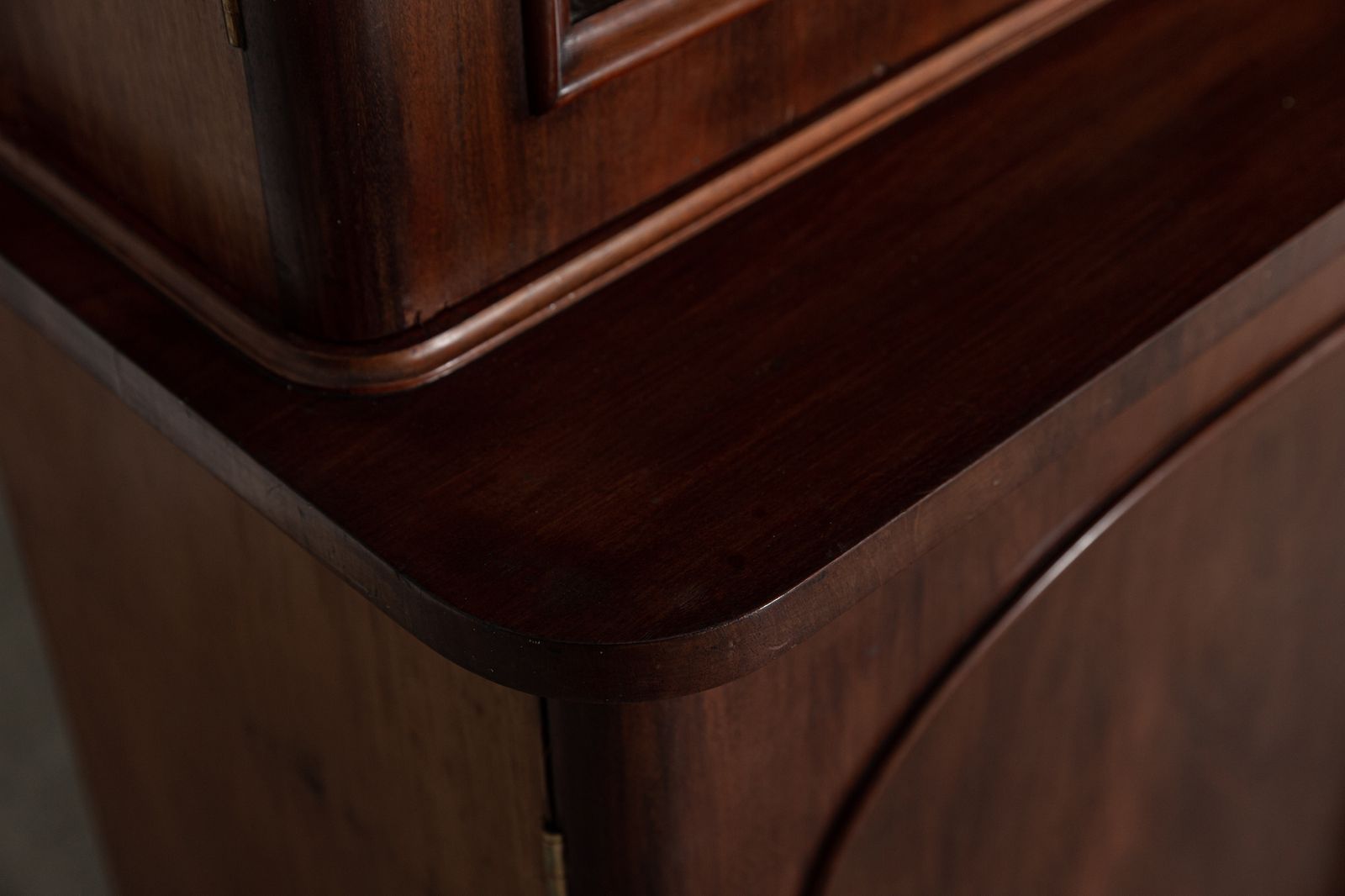 photo buy Large 19thc English Mahogany Glazed Breakfront Bookcase