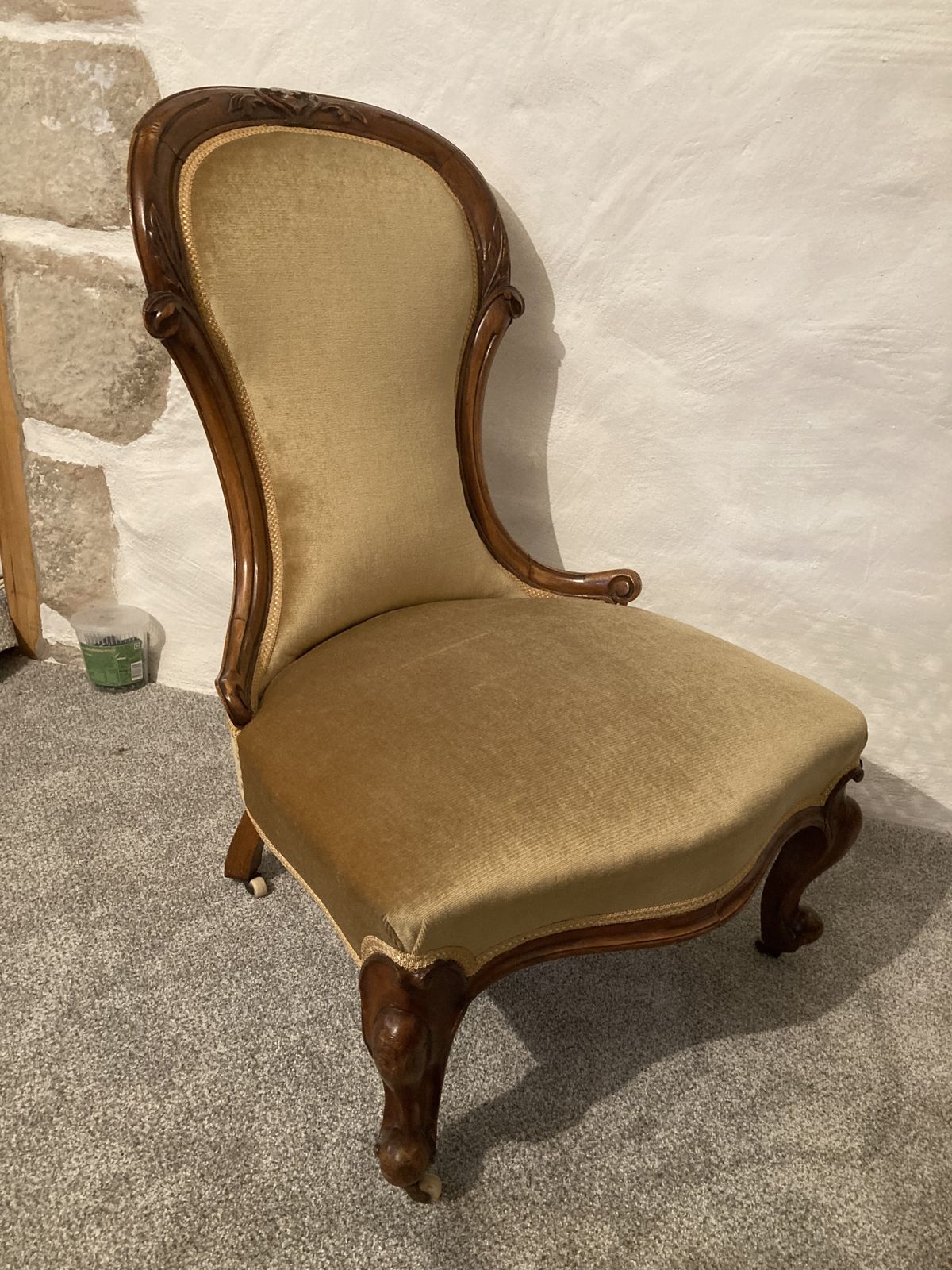 Victorian Nursing Chair With Pot Castors photo for sale