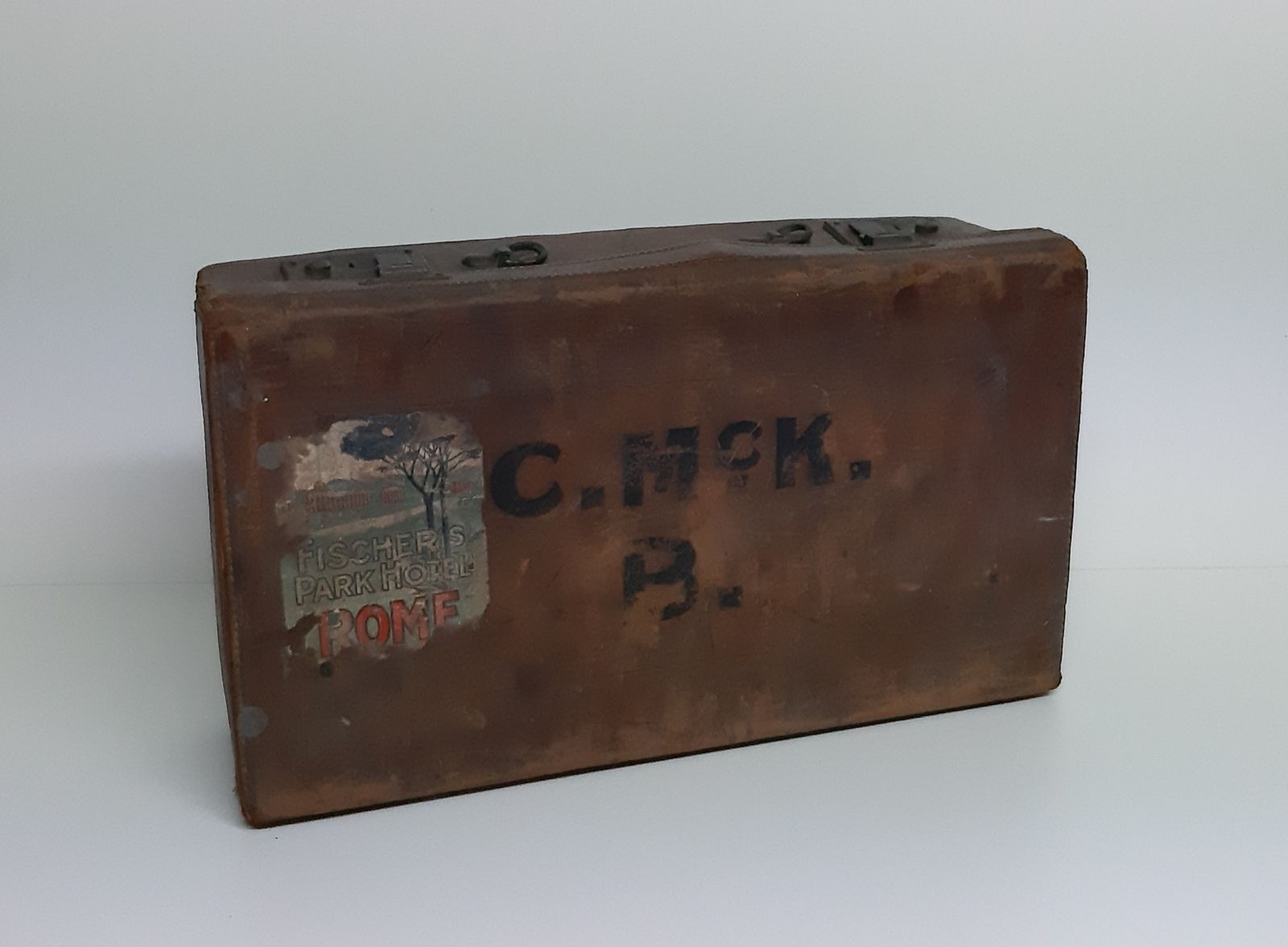 Vintage Brown Leather Travel Case