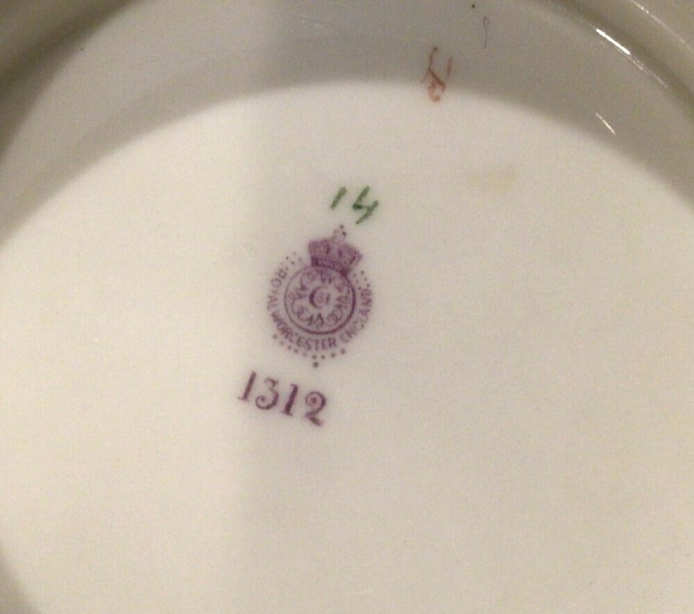 Antique Royal Worcester Blush Ivory Pot Pourri Vase photo 875.0